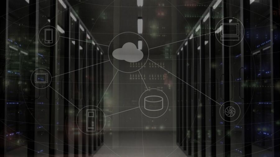 Host website on virtual machine with cloud flex